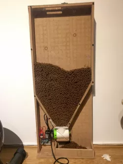 Big Dog feeder with Nema 17 , arduino, stepper, servo, driver, rtc, pvc