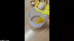 Egg Cracker