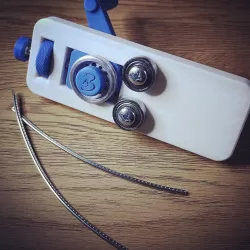 Guitar fret bender