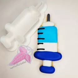 Needle syringe cookie cutter