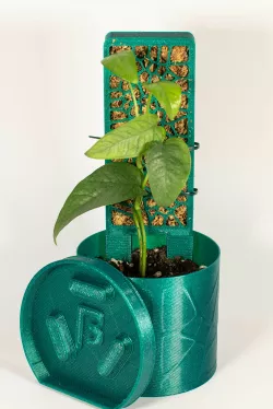 Parametric Flower Pot With Moss Pole Indoor/Outdoor Planter with Saucer Included