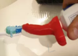 Penis Toothpaste Cap