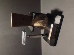 Razor Holder