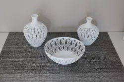Vase with bowl voronoi style