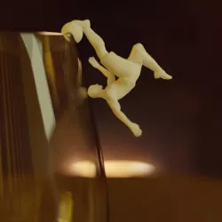 Wine Glass Marker - Bicycle Kick