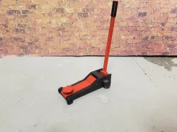 1/10 scale floor jack