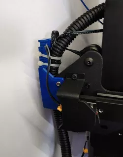 Cable holder with clamp