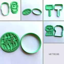 Cutting superheroes Cutting superheroes and markers 3D model
