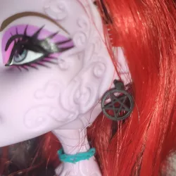 Earrings for monster high "pentagram