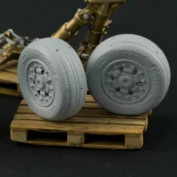 F/A-18 Hornet Wheels 1/32, plushed tread texture