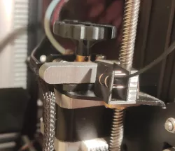Filament guide before extruder // Filament guide before extruder