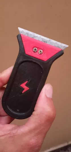 FUNCTIONAL SCRAPER