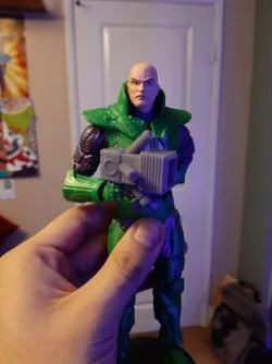 Kryptonite gun for Mcfaralne dc multiverse Lex Luthor