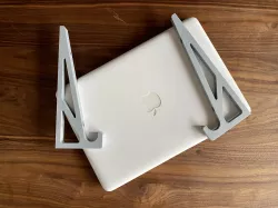 MacBook White Unibody wall mount