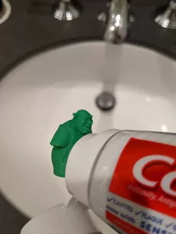 Shrek pooping toothpaste topper