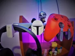 Xbox one/PS5 Controller and Headset Shelf