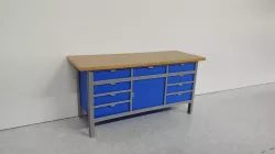 Workbench 1/10 RC Crawler Diorama