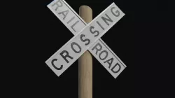 Railway-crossing roadsign Low-poly 3D model