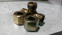 Hydraulic T connector