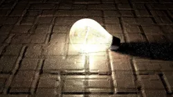 Light Bulb on Floor Low-poly  3D model
