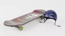 SKATEBOARD AND HELMENT 3D model