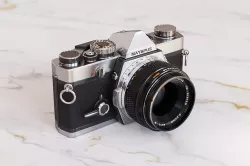 Vintage full-frame camera 3D model