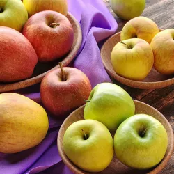 Apples  3D model