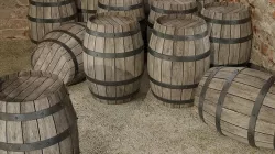 wooden barrel Low-poly 3D model