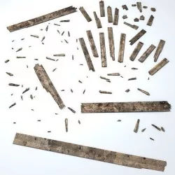  Broken and Damaged Wooden Planks Low-poly 3D model