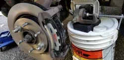 Brake piston tool