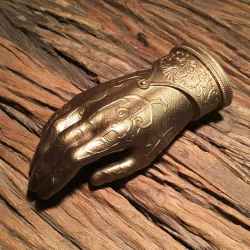 Kingslayer's Golden Hand - Game of Thrones