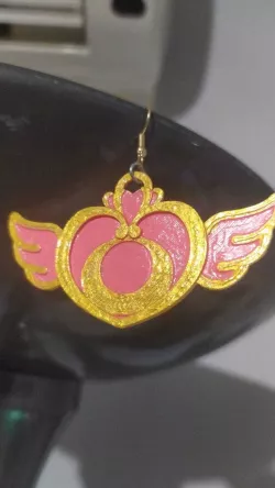 Sailor Moon heart pendant