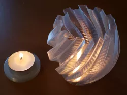 Tea candle holder