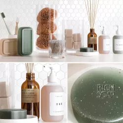 Bathroom Accessories 8 3D model