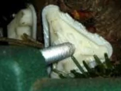 Christmas tree jack screw pad
