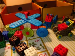 Build toys for fun