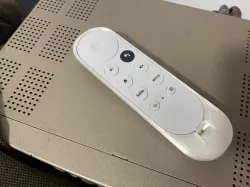 Chromecast remote control case / extender