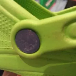 Crocs Button