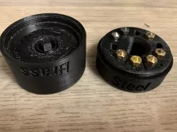 Cylindric nozzle container
