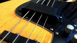 Fender Jazz Bass Pick Up Cover