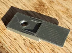 Fuse bracket