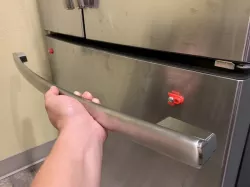 GE Fridge Freezer Handle Clip (3D Printer Optimized)