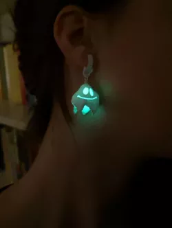 Ghosty Earrings With Printed Clips