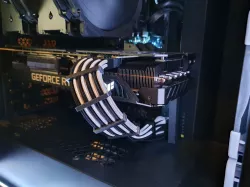 GPU cable comb