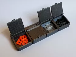 Hinged lid containers connector bar