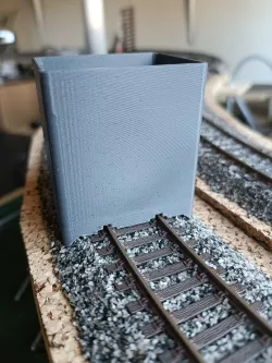 HO Track gravel dispenser