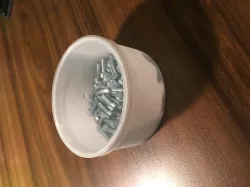 Pringles box