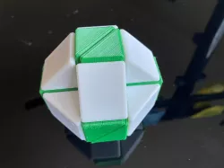 Rubik's Snake Clone
