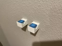 Wall mounted chalk holder