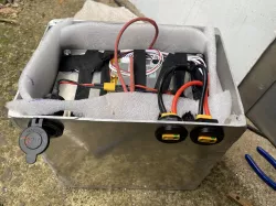 XT90 round panel mount